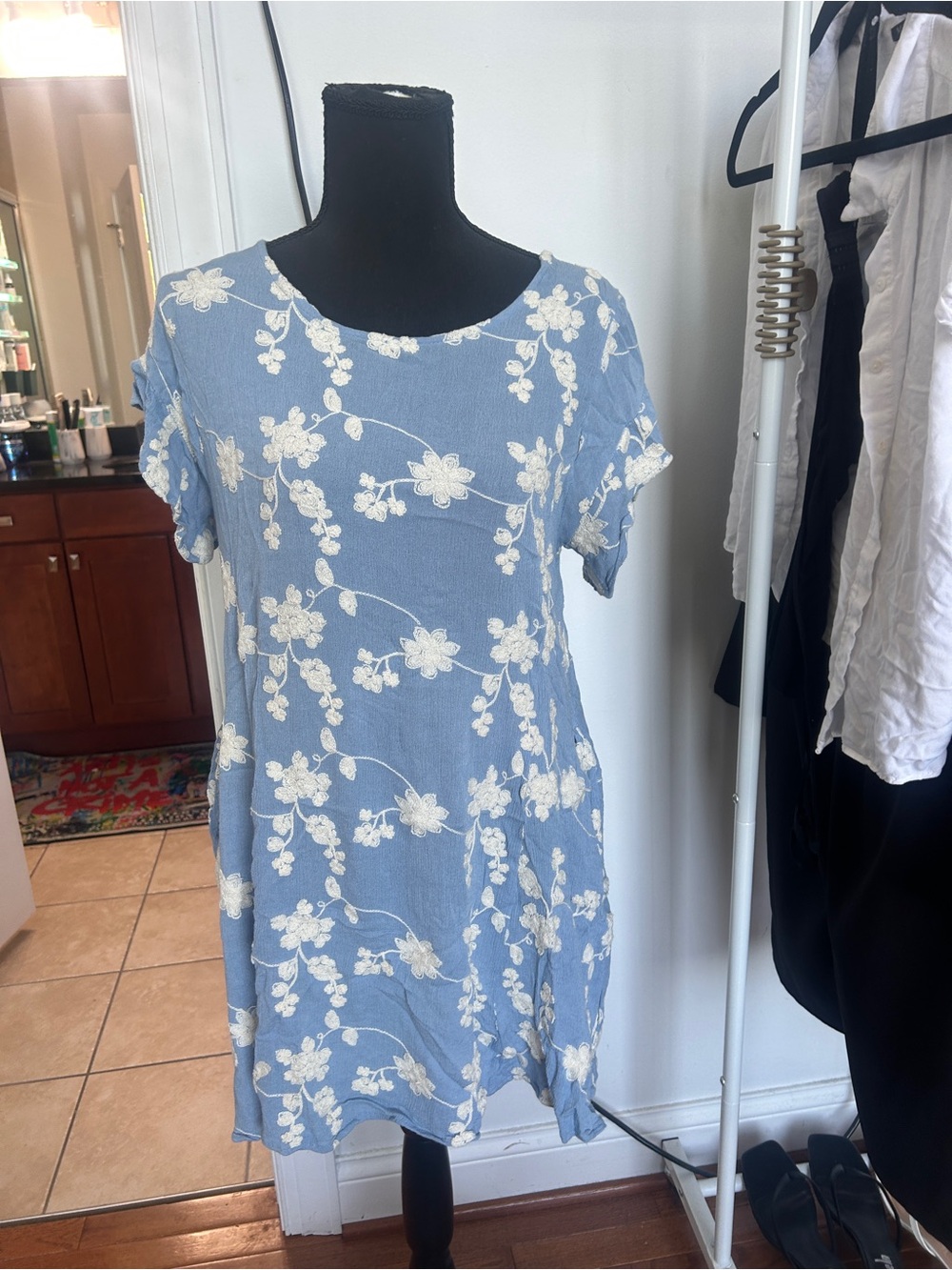 Light Blue Floral Embroidered Short Sleeve Top